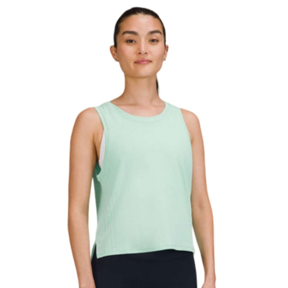 Lululemon Train To Be Tank ptp 17" *GUC